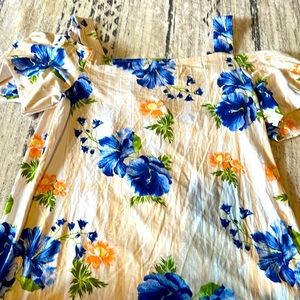 Mj t-shirt tan xs NWT